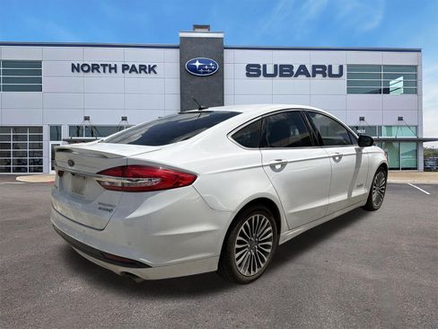 Used 2017 Ford Fusion Titanium FWD image 2