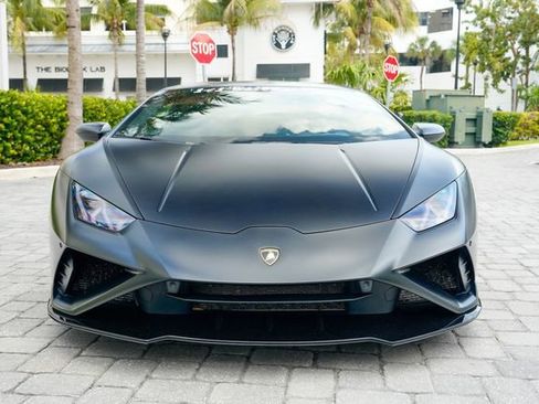 Used 2022 Lamborghini Huracan EVO image 7