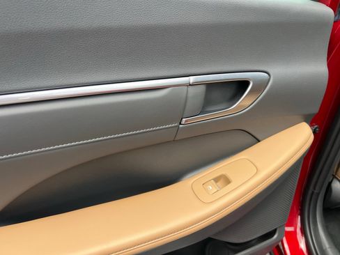Used 2023 Hyundai Sonata Limited FWD image 40