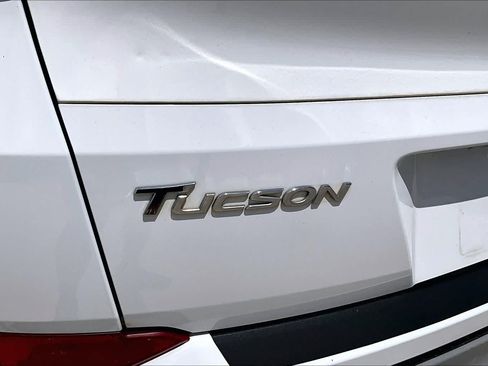 Used 2017 Hyundai Tucson Sport FWD image 30