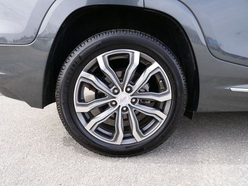 Used 2019 GMC Terrain Denali w/ Advanced Safety Package image 11