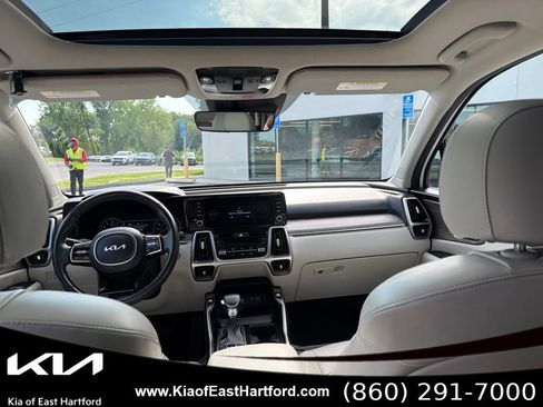 Used 2023 Kia Sorento S w/ Panoramic Sunroof Package AWD/4WD image 21