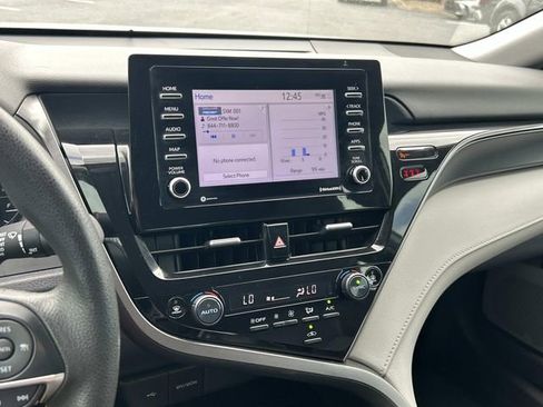 Used 2024 Toyota Camry LE FWD image 19