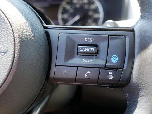 Certified 2023 Nissan Rogue SL w/ SL Premium Package AWD/4WD image 29