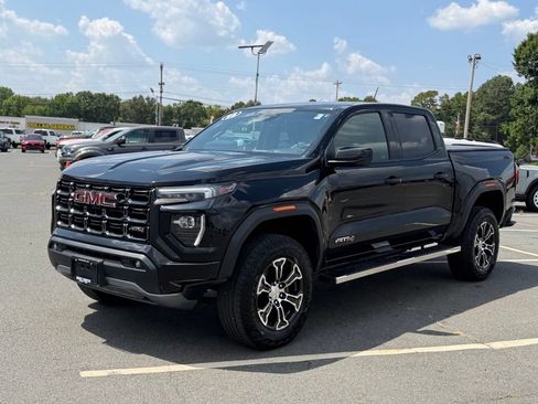 Used 2023 GMC Canyon AT4 AWD/4WD image 8