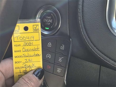 Used 2021 Chevrolet Suburban Z71 w/ Luxury Package image 23