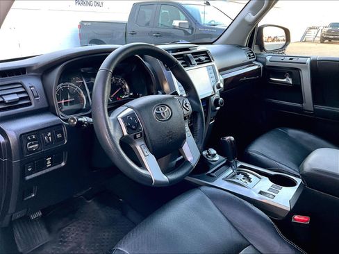 Used 2021 Toyota 4Runner Limited image 8
