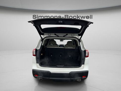 Used 2022 Subaru Ascent Limited w/ Technology Package image 10