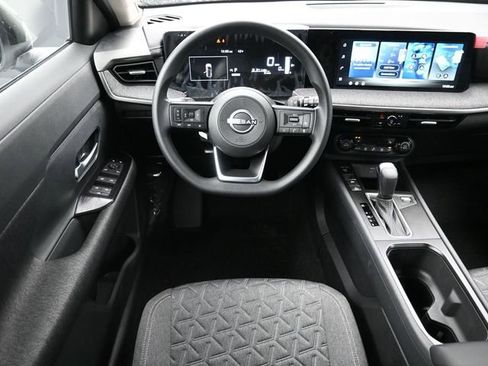 New 2026 Nissan Kicks SV w/ SV Premium Package FWD image 9