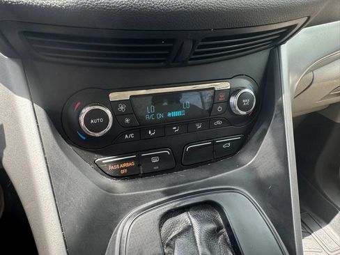 Used 2015 Ford Escape SE w/ Equipment Group 201A FWD image 23