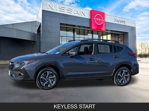 Used 2024 Subaru Crosstrek 2.0i Premium image 5