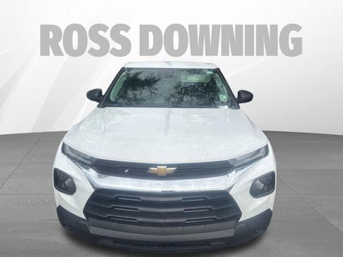 Used 2023 Chevrolet TrailBlazer LS FWD image 2