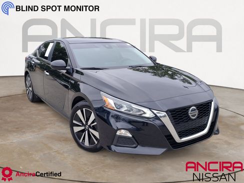 Used 2022 Nissan Altima 2.5 SV FWD image 1