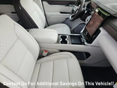 New 2026 GMC Acadia Denali w/ Super Cruise Package FWD image 10