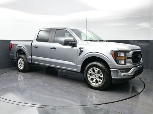 Used 2023 Ford F150 XLT image 3