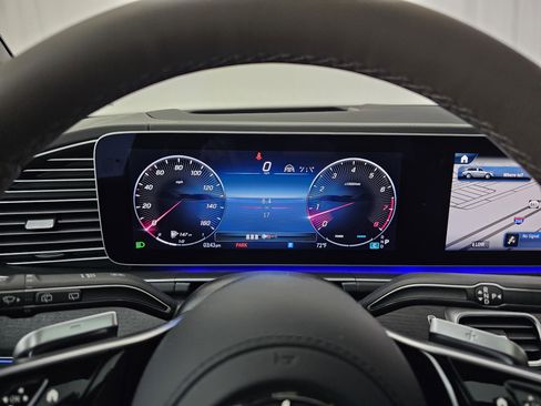 New 2026 Mercedes-Benz Maybach GLS 600 4MATIC image 42