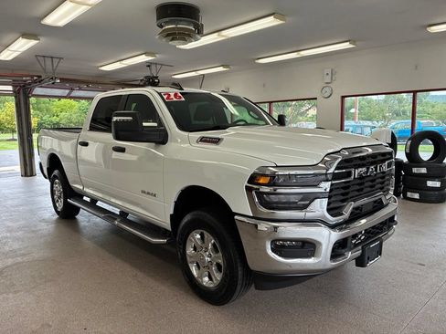 Certified 2026 RAM 2500 Big Horn AWD/4WD image 1