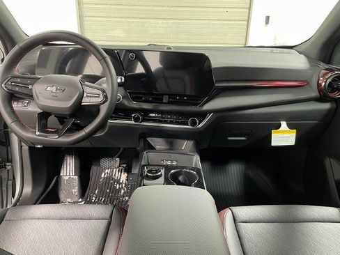 New 2026 Chevrolet Equinox RS w/ LPO, Floor Liner Package image 13