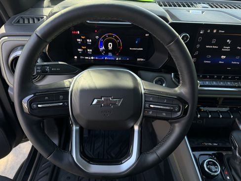 Used 2024 Chevrolet Colorado ZR2 w/ ZR2 Bison Edition image 14