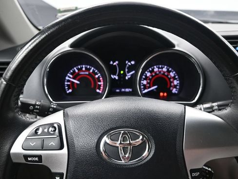 Used 2013 Toyota Highlander SE AWD/4WD image 15