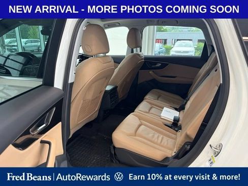 Used 2023 Audi Q7 2.0T Premium w/ Convenience Package AWD/4WD image 8