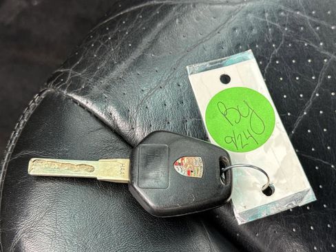 Used 2002 Porsche 911 Carrera image 28