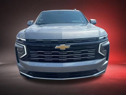 Certified 2026 Chevrolet Tahoe High Country AWD/4WD image 2
