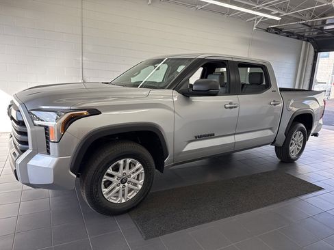 New 2026 Toyota Tundra SR5 image 4