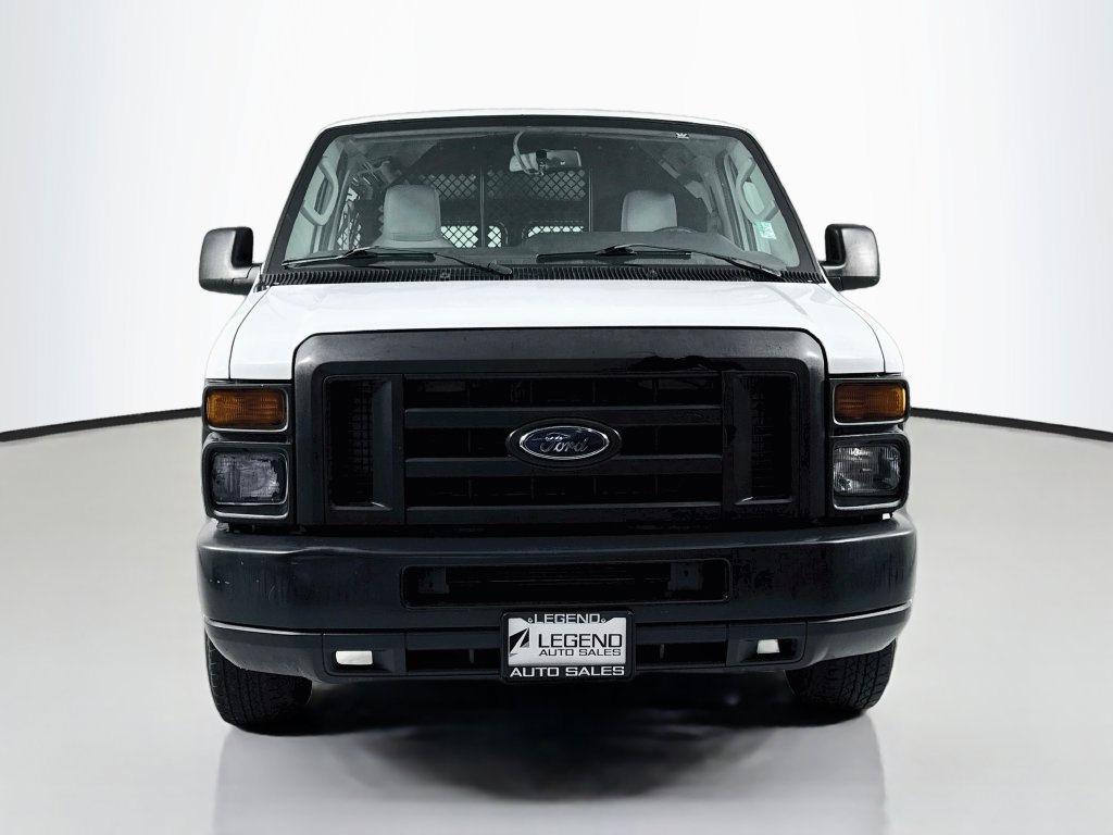 Used 2010 Ford E-150 and Econoline 150 RWD image 3