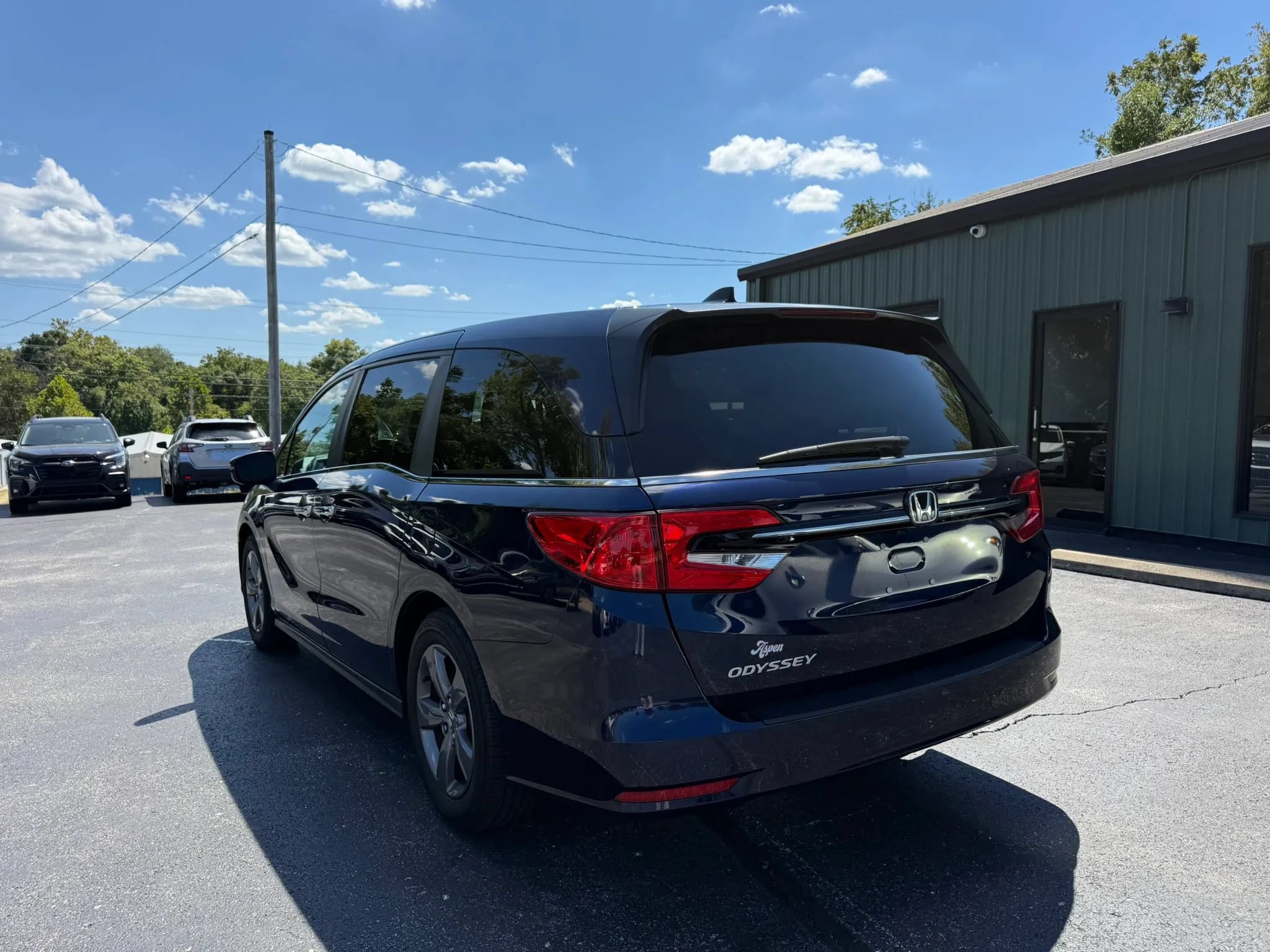 Used 2024 Honda Odyssey EX image 4