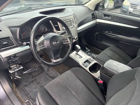 Used 2014 Subaru Legacy 2.5i Premium AWD/4WD image 8