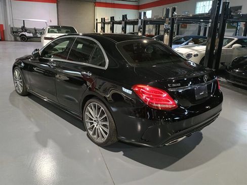 Used 2018 Mercedes-Benz C 300 Sedan image 3