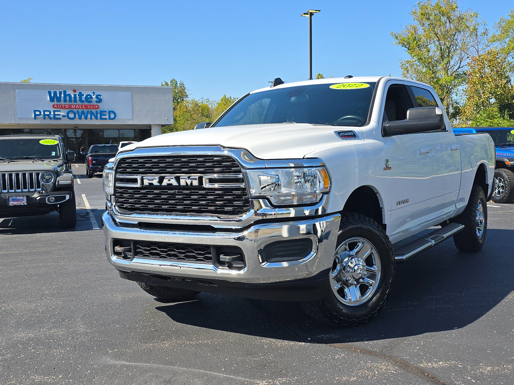 Used 2022 RAM 2500 Big Horn AWD/4WD image 2