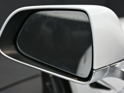 Used 2020 Tesla Model 3 Standard Range Plus image 10