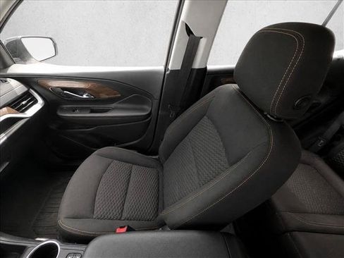 Used 2021 GMC Terrain SLE w/ Driver Convenience Package FWD image 21