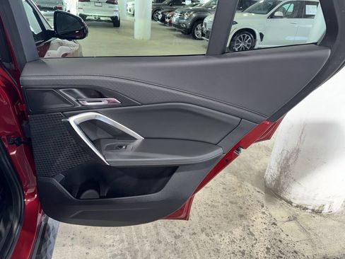 Used 2024 BMW X2 xDrive28i AWD/4WD image 10