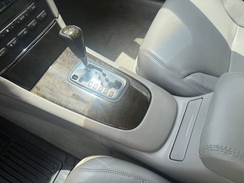 Used 2004 Lexus ES 330 w/ Premium Pkg FWD image 20