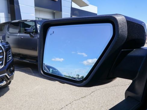 Used 2023 Ford F150 Lariat w/ Equipment Group 502A High AWD/4WD image 27