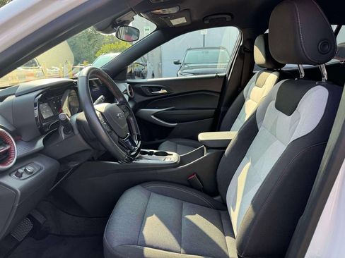 Used 2024 Chevrolet Trax RS w/ Driver Confidence Package FWD image 15