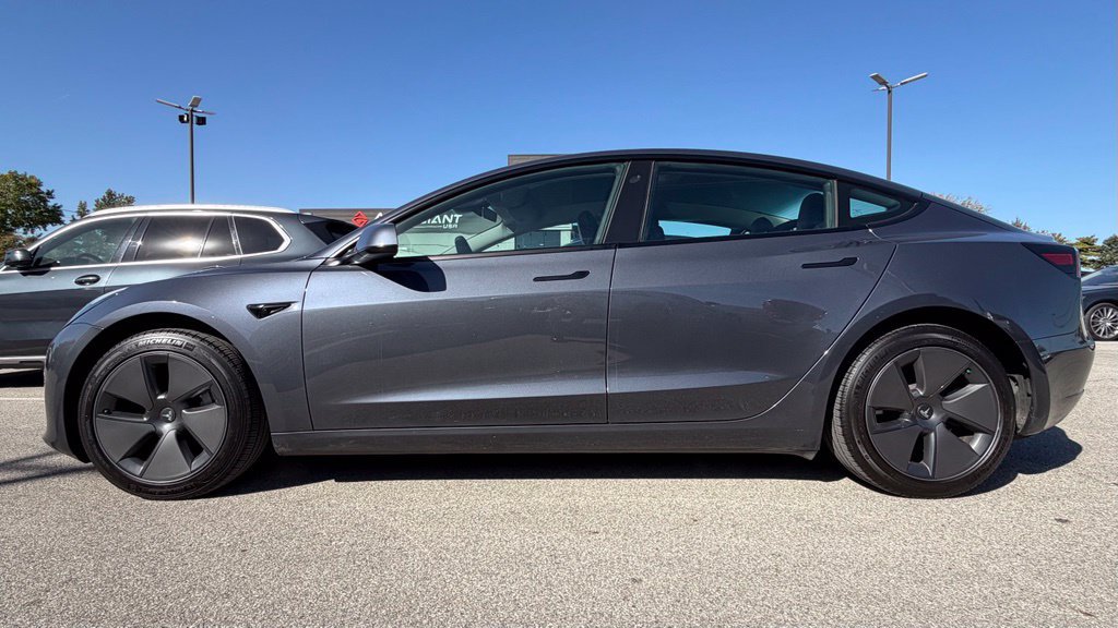 Used 2023 Tesla Model 3 Standard Range RWD image 49