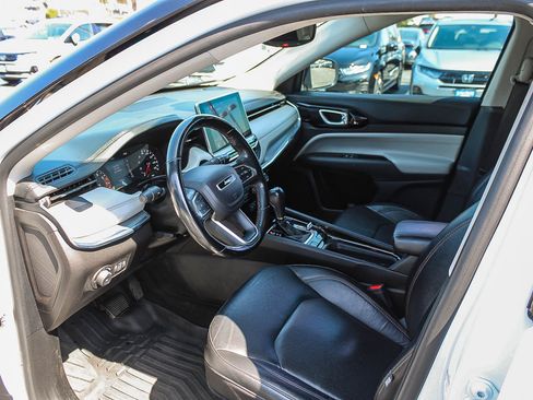 Used 2022 Jeep Compass Limited AWD/4WD image 19
