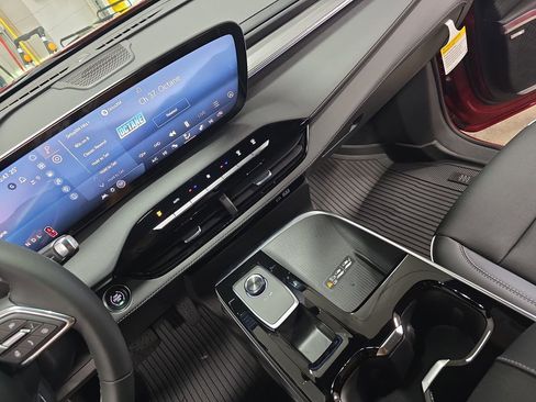 New 2026 Buick Enclave Preferred w/ Power Package image 27