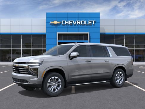New 2026 Chevrolet Suburban LT w/ Comfort Package AWD/4WD image 26