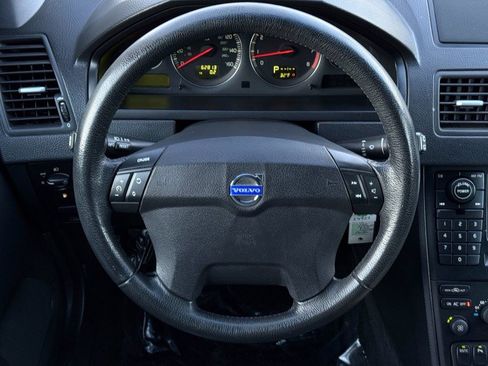 Used 2004 Volvo XC90 2.5T image 18