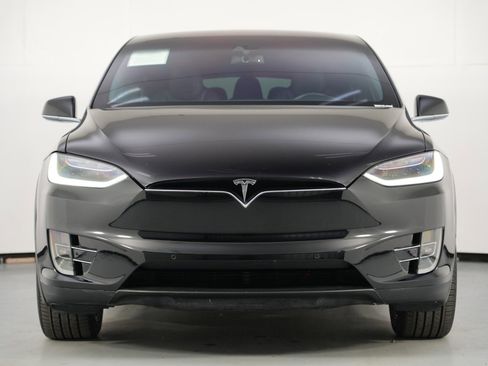 Used 2016 Tesla Model X P90D image 7