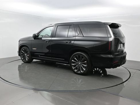 Used 2026 Cadillac Escalade V w/ LPO, Floor Liner Package AWD/4WD image 4