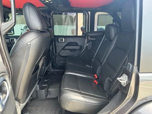 Used 2021 Jeep Wrangler Unlimited Sahara AWD/4WD image 24