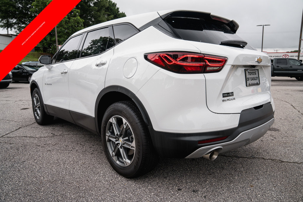 Used 2023 Chevrolet Blazer LT FWD image 5