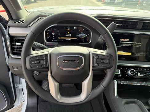 New 2026 GMC Sierra 3500 Denali w/ Denali Reserve Package image 24