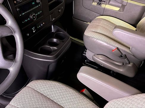 Used 2023 Chevrolet Express 3500 LS image 18